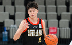 两年B类合同!深圳男篮续约国手王浩然 上季场均16.3分大爆发